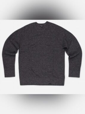 James Perse 100% Cashmere Raglan Crew Neck 
2 / M CURRENTLY RETAILS $495